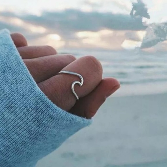 Jewelry - ๐Tidal Wave Ring Sterling Silver Jewelry - ๐Tidal Wave Ring Sterling Silver